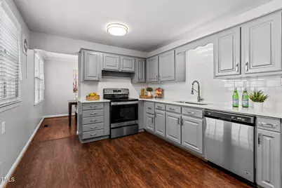 530 Banks Street, Raleigh, NC 27604 - Photo 9