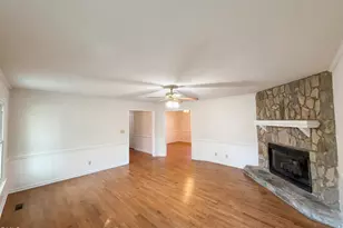 3209 County Line Rd, Fayetteville, NC 28306 - Photo 3