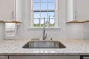 114 Spotted Doe Dr, Clayton, NC 27520 - Photo 9