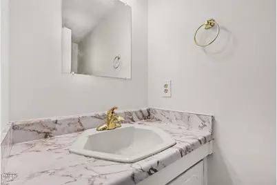 1220 Manassas Court #Apt B, Raleigh, NC 27609 - Photo 25