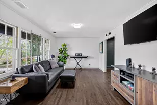 2509 Elderwood Ln, Burlington, NC 27215 - Photo 5