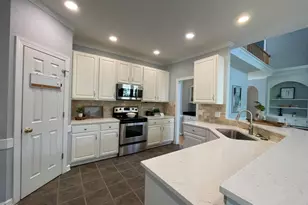 703 Cricketfield Ln, Cary, NC 27518 - Photo 17