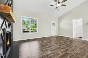 126 Tee Dr, Selma, NC 27576 - Photo 3