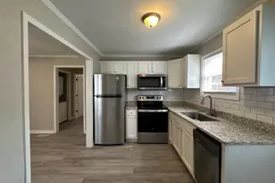 2706 Cartier Dr, Raleigh, NC 27608 - Photo 3