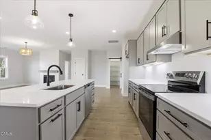 47 Gold Ct, Kenly, NC 27542 - Photo 9