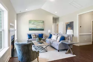 382 Black Oak Ct, Clayton, NC 27520 - Photo 3