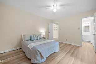 121 Westview Dr, Carrboro, NC 27510 - Photo 11