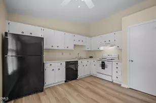 121 Westview Dr, Carrboro, NC 27510 - Photo 7