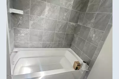 818B Carter Avenue, Durham, NC 27703 - Photo 11