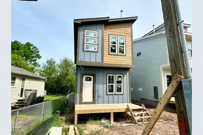 818B Carter Avenue, Durham, NC 27703 - Photo 3