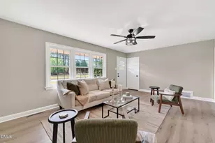 105 Forest Dr, Goldsboro, NC 27534 - Photo 9