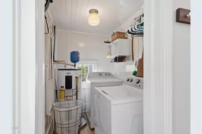 208 W Gannon Avenue, Zebulon, NC 27597 - Photo 21