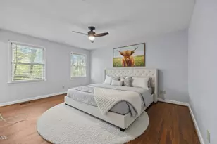 1108 Paine Ct, Raleigh, NC 27609 - Photo 3