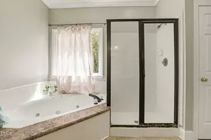 1700 W Paces Ferry Rd, Raleigh, NC 27613 - Photo 39