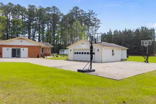 205 Stratford Rd, Rocky Mount, NC 27801 - Photo 3