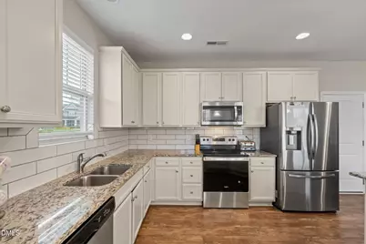 2524 Sunfield Drive, Graham, NC 27253 - Photo 9
