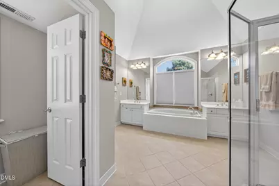 403 Rossburn Way, Chapel Hill, NC 27516 - Photo 37