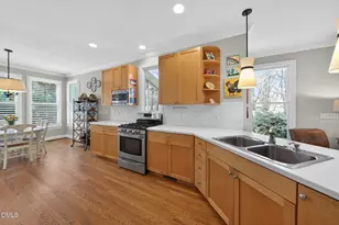 403 Rossburn Way, Chapel Hill, NC 27516 - Photo 15