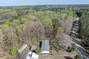 266 Macon-Embro Rd, Macon, NC 27551 - Photo 21