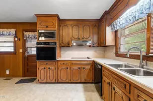 8413 Fayetteville Rd, Raleigh, NC 27603 - Photo 17