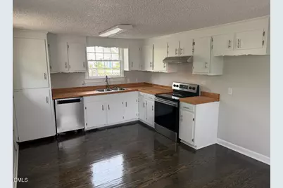 702 W Main Street, Benson, NC 27504 - Photo 13