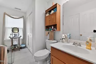 9220 Garnet Field Ct, Charlotte, NC 28269 - Photo 15