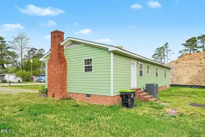 510 W Main Street, Selma, NC 27576 - Photo 3