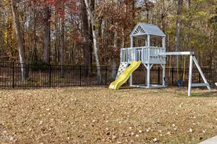 2137 Curry Mdw Wy, Durham, NC 27703 - Photo 31