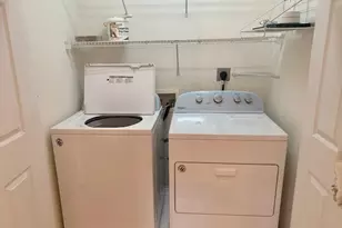 110 Park Oaks Ct, Cary, NC 27519 - Photo 19