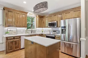 209 Piperwood Dr, Cary, NC 27518 - Photo 15