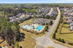 624 Long Lake Dr, Fuquay Varina, NC 27526 - Photo 75