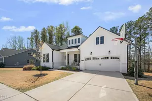 624 Long Lake Dr, Fuquay Varina, NC 27526 - Photo 3