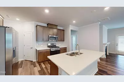 1631 Chestnut Tree Drive, Fuquay-Varina, NC 27526 - Photo 5