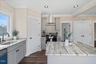 402 Poplar St, Graham, NC 27253 - Photo 21