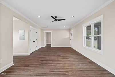402 Poplar Street, Graham, NC 27253 - Photo 7