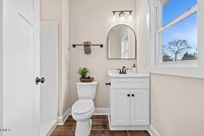 402 Poplar Street, Graham, NC 27253 - Photo 15