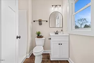 402 Poplar St, Graham, NC 27253 - Photo 15