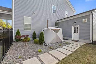 316 Silent Bend Dr, Holly Springs, NC 27540 - Photo 55