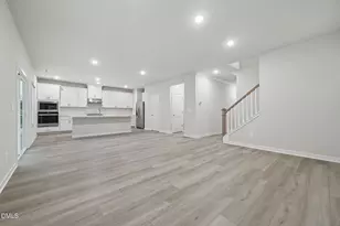 424 Southland Dr, Zebulon, NC 27597 - Photo 9