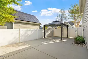 1020 Hildebran Ln, Morrisville, NC 27560 - Photo 9