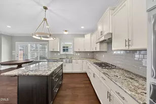 556 Crimson Oak Ln, Fuquay Varina, NC 27526 - Photo 13