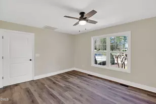 710 Kennette Dr, Graham, NC 27253 - Photo 9