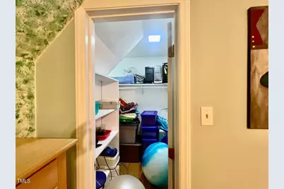 8605 Brookdale Drive, Raleigh, NC 27613 - Photo 23