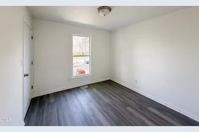 5236 Turf Grass Court, Raleigh, NC 27610 - Photo 9