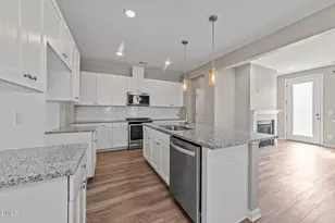 755 Creekway Dr, Fuquay Varina, NC 27526 - Photo 3