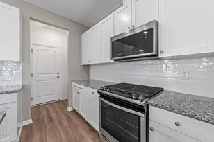 755 Creekway Dr, Fuquay Varina, NC 27526 - Photo 9