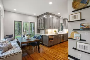 410 Gibbon Dr, Chapel Hill, NC 27516 - Photo 9