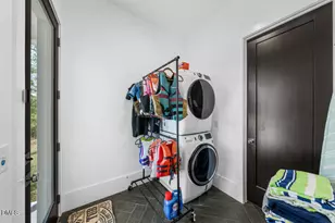 401 Oakwood Ln, Roxboro, NC 27574 - Photo 31