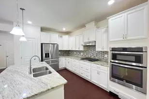 1610 Cary Reserve Dr, Cary, NC 27519 - Photo 5