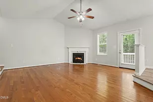 956 S Philwood Ct, Fuquay-Varina, NC 27526 - Photo 3